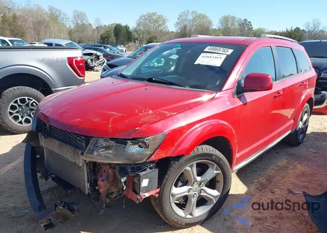 2017 Dodge Journey Crossroad Plus z USA, uszkodzony, nr VIN 3C4PDCGG7HT556604